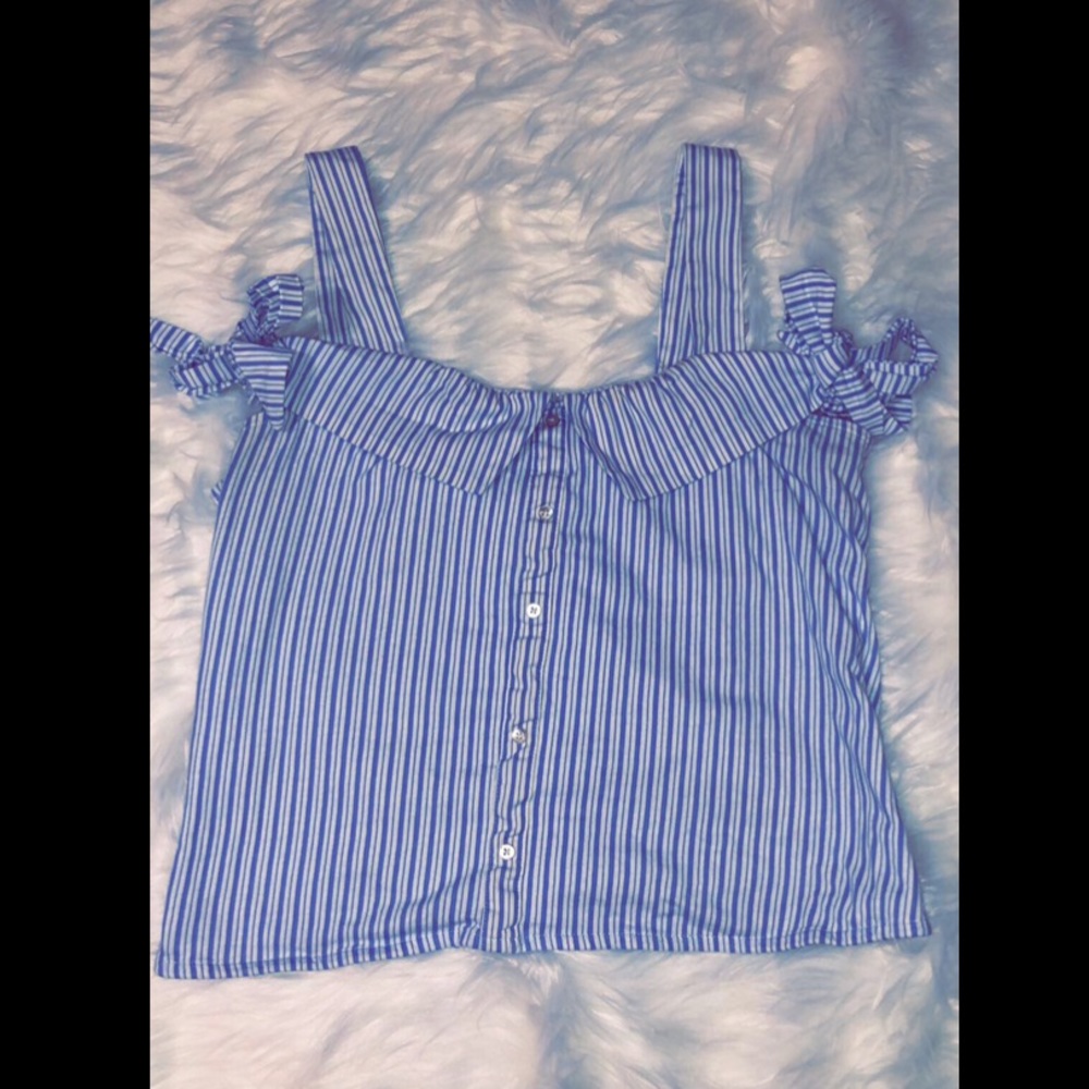Candies Brand blue and white stripped blouse SizeL